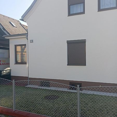 Apartment Lara Sankt Peter am Bichl Экстерьер фото